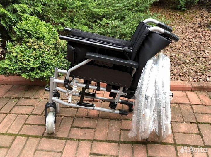 Инвалидная коляска с углом наклона комнатная