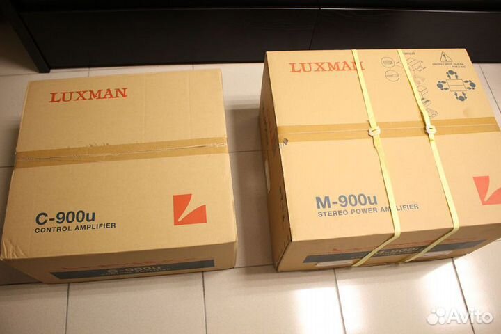 Luxman M-900u