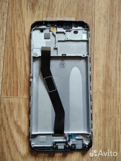 Продам дисплей на Redmi 8а (новый)