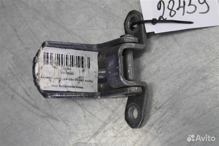 Петля двери задней левой нижняя Nissan Qashqai J10