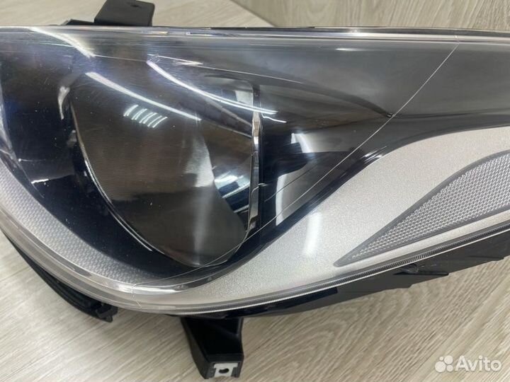 Фара передняя левая Hyundai Solaris 2