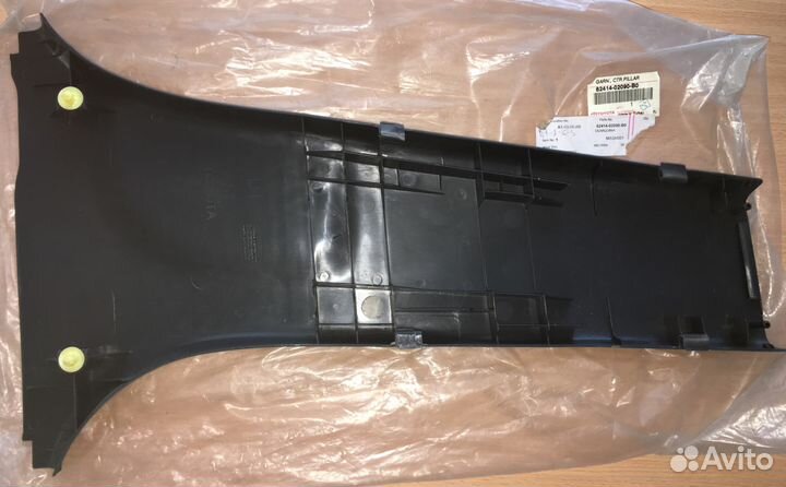 Накладка центральной стойки toyota 6241402090B0