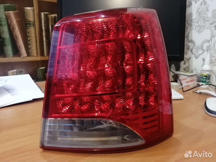 Фонарь задний Kia Sorento XM, 92402-2P120