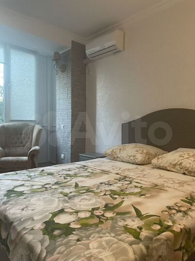 3-к. квартира, 70 м², 2/5 эт.