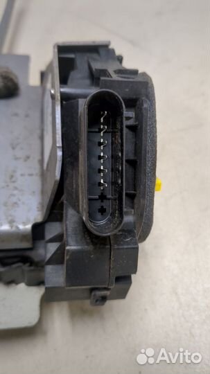 Замок двери правый задний Ford Transit 2014, 2014