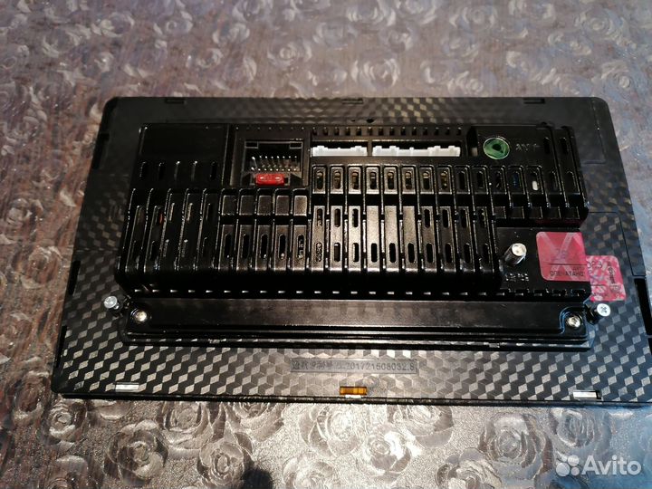 Штатная автомагнитола Zenith