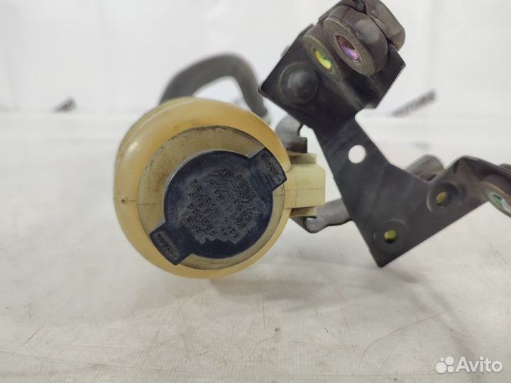 Бачок гидроусилителя Nissan Elgrand ME51 VQ25DE