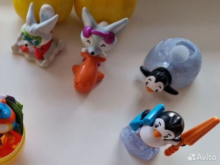 Игрушки из киндер макси