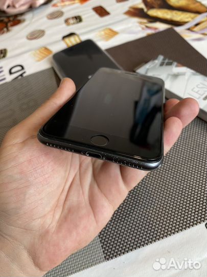 iPhone 8 plus 64gb Акб 90