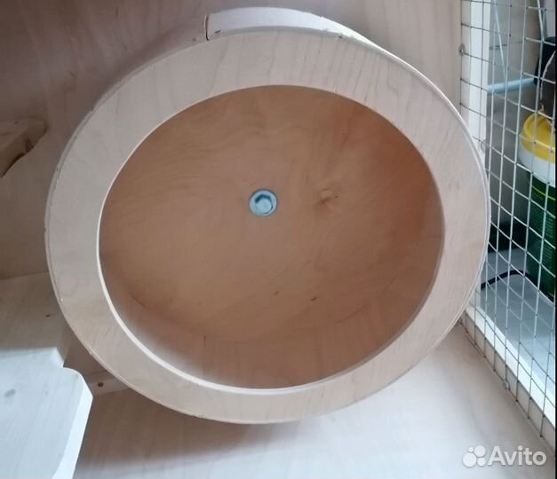 Домик, полка, беговое колесо, клетка для шиншиллы