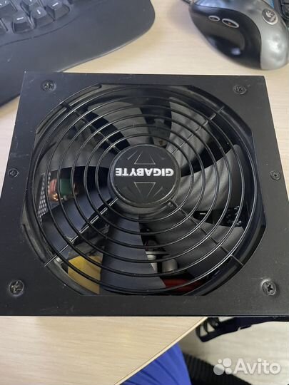 Бп 750Вт золотой с активным PFC