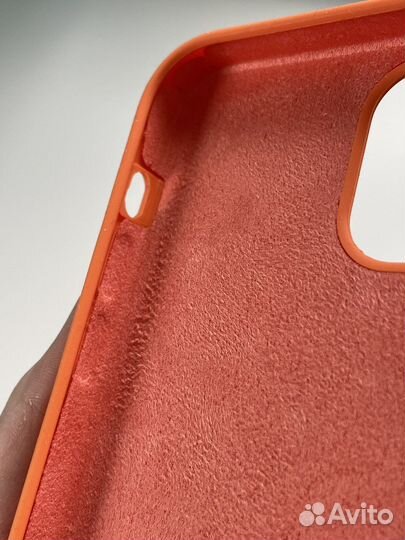 Оранжевый чехол на Айфон 12 про