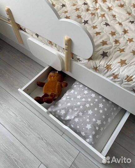 Кровать детская двухярусная новая