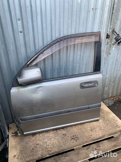 Дверь передняя левая Nissan X-trail T30 дефект