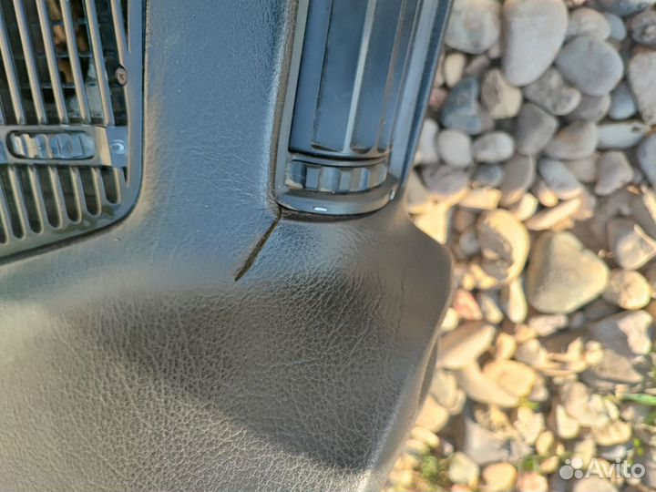 Торпеда e32, передняя панель