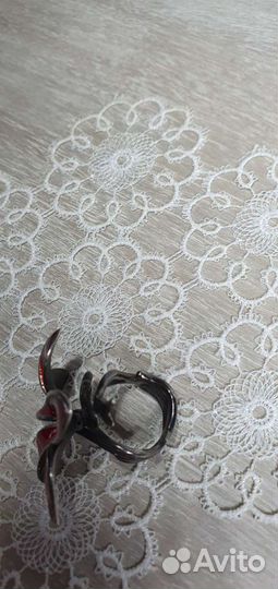 Кольцо женское