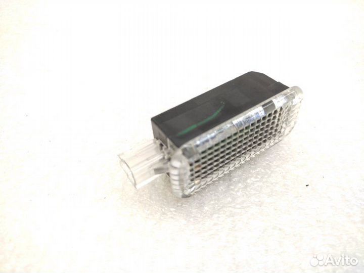 Подсветка двери передняя левая Audi Q5 FY 2.0 DET