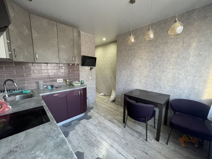 2-к. квартира, 49,2 м², 9/9 эт.