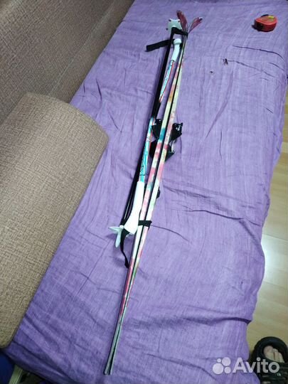 Лыжные ботинки, палки, лыжи