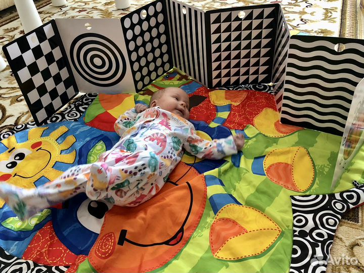 Развивающий коврик