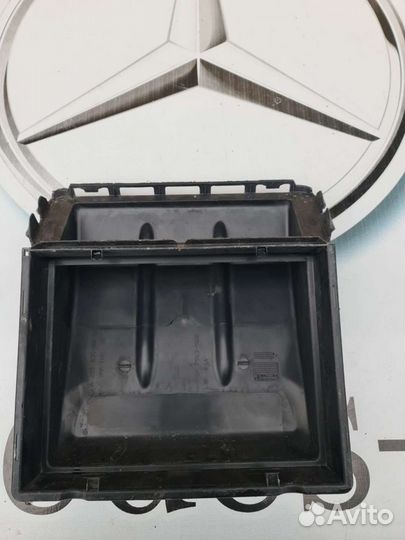 Корпус салонного фильтра Mercedes W205