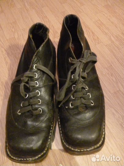 Ботинки лыжные