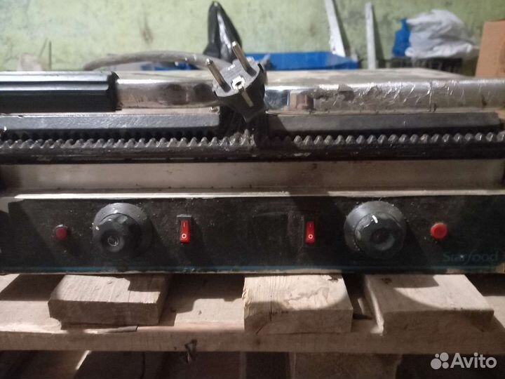 Гриль прижимной