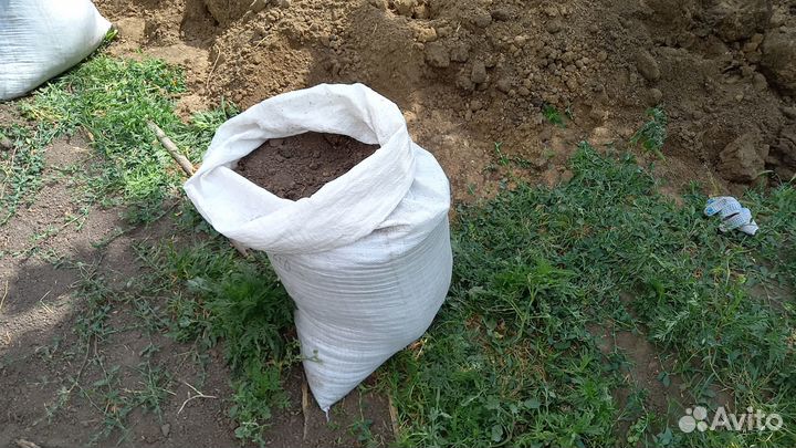 Навоз,чернозем жирный,смесь,доставлю,1/20м. Куб