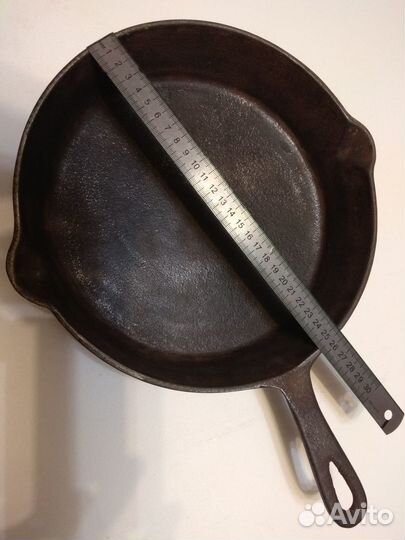 Сковороды чугун. СССР. раритет. 26,5 см глуб. 6см