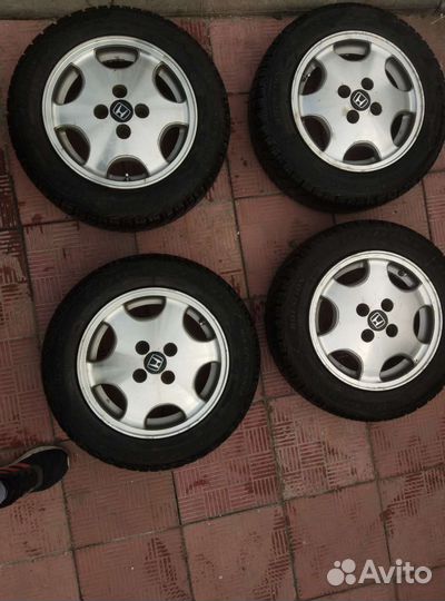 Goodyear UltraGrip 6 175/65 R14 82Q