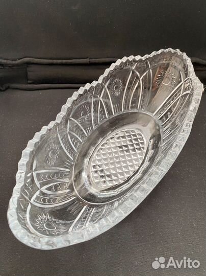 Хрусталь. Ваза овальная