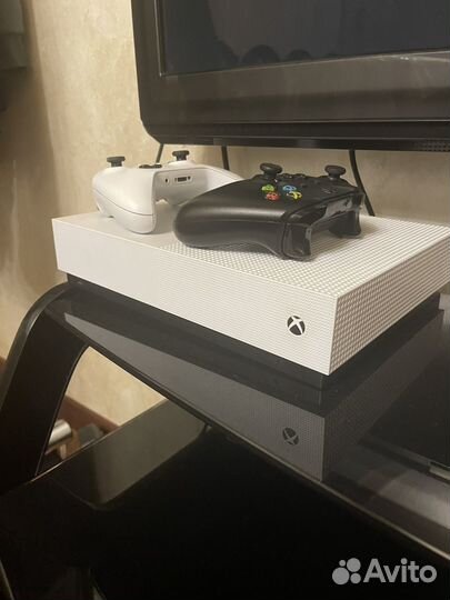 Xbox One s All digital