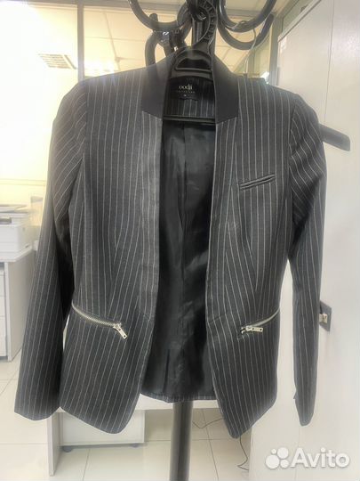 Пиджак женский 42 44