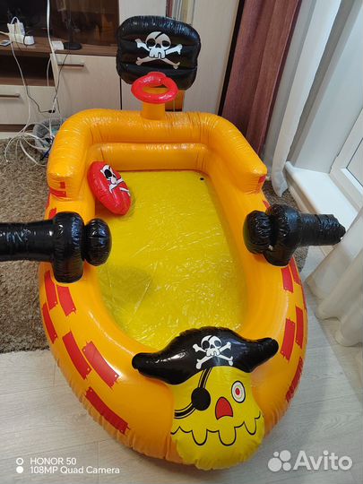 Продам надувную лодку