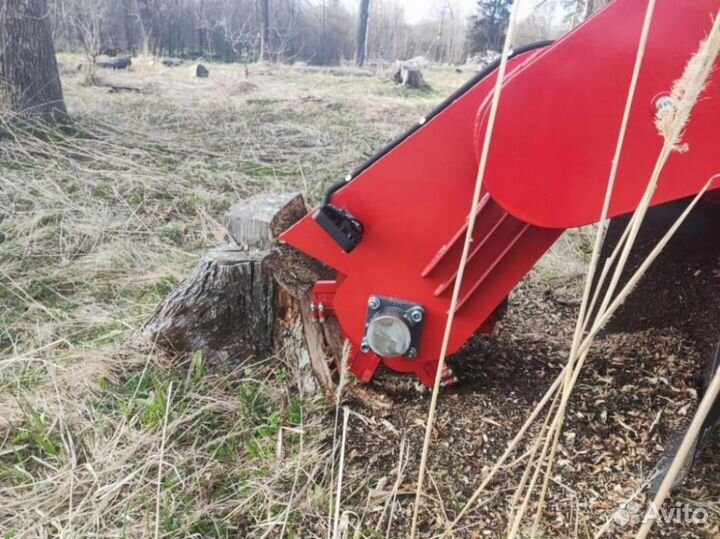 Измельчитель пней самоходный