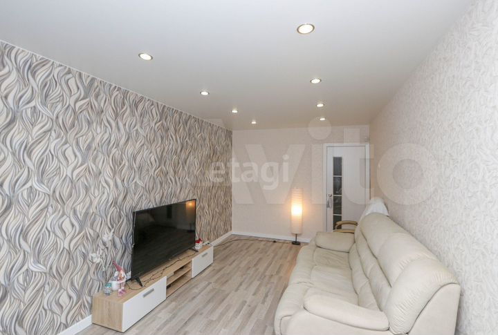 2-к. квартира, 48 м², 1/5 эт.