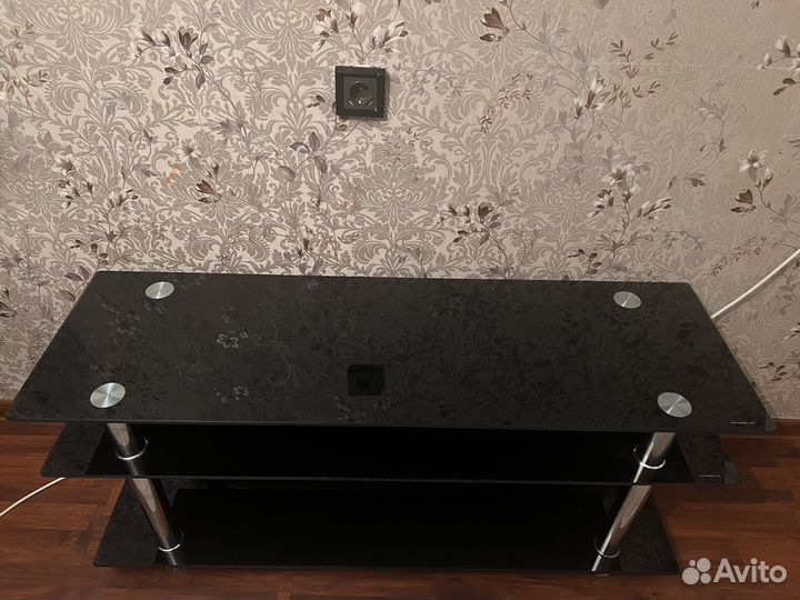 Стеклянная тумба под тв телевизор