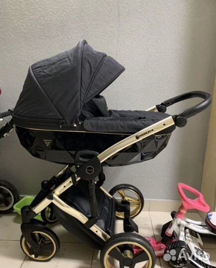 Коляска люлька junama diamond