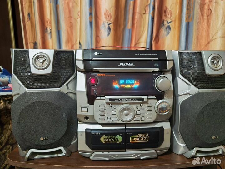 Музыкальный центр lg FFH 363 AX