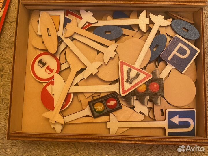 Набор дорожных знаков