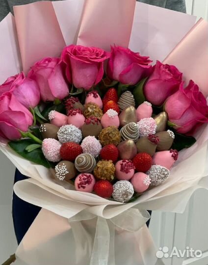 Клубника в шоколаде букеты