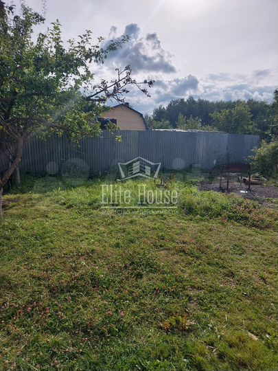 Дом 72,6 м² на участке 4 сот.