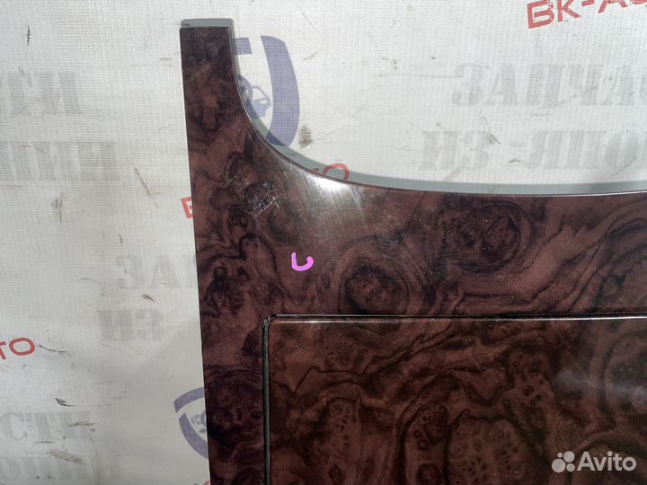 Нижняя накладка торпедо Cadillac Escalade GMT900