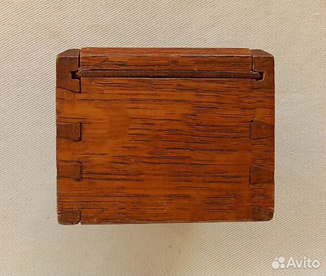 Старинная шкатулка-пенал, Россия