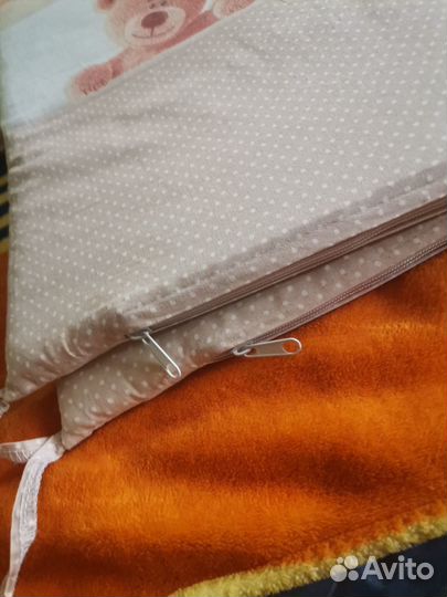 Бортики в детскую кроватку