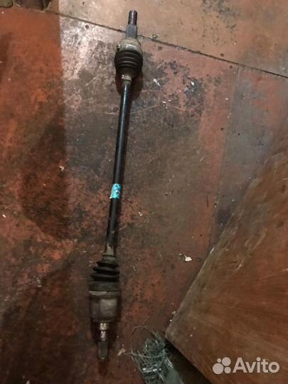 Привод задний правый Toyota RAV 4, III (XA30)