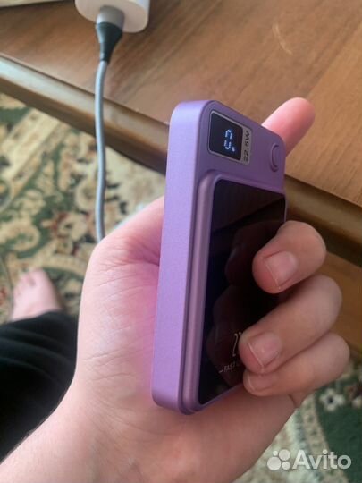 Повербанк для iPhone