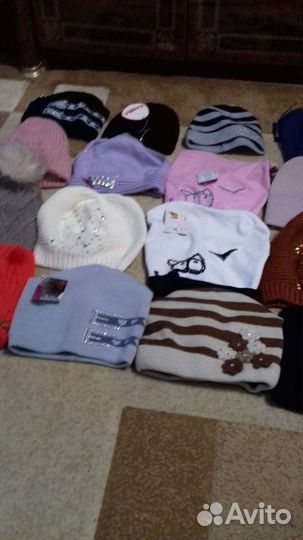 Женские шапки