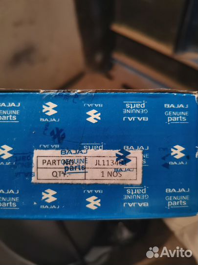 Кронштейн крепления двигателя правый bajaj