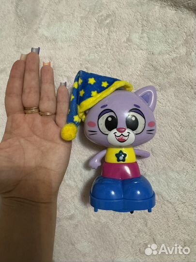 Игрушка котик